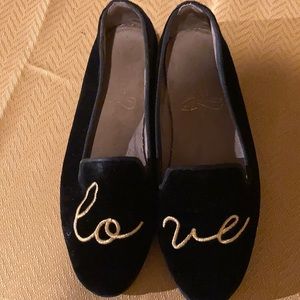 Aerosoles flat suede like slip on shoes.